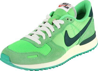 blau grüne nike schuhe